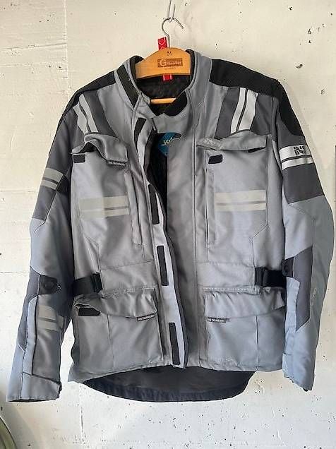 Giacche: Motorrad Jacke – Usato da Wolhusen venduto da Wuermi9