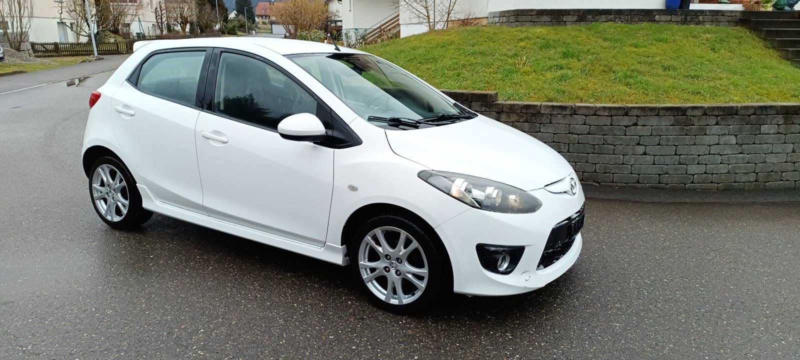Mazda Autos: Mazda 2 1.5 Sport – D'occasion à Oberkulm par FairTreasures 1