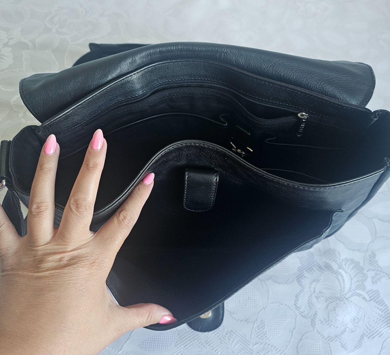 Bree Borse da donna: **BREE *** Umhängetasche Leder – Usato da Bronschhofen venduto da Xena37 8