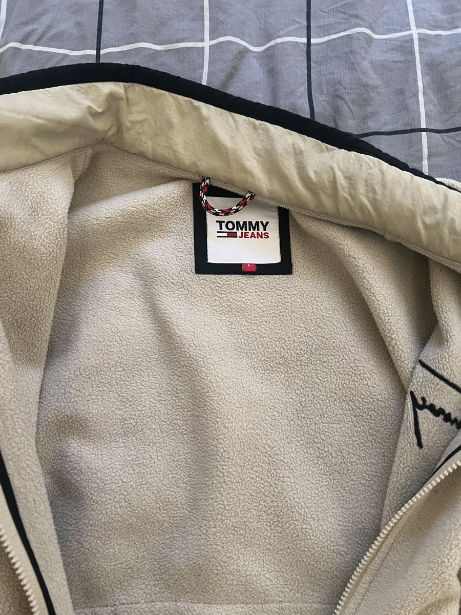 Tommy Hilfiger Jacken: Tommy hilfiger teddy jacke – Gebraucht aus Erstfeld von sve_8nsr 3