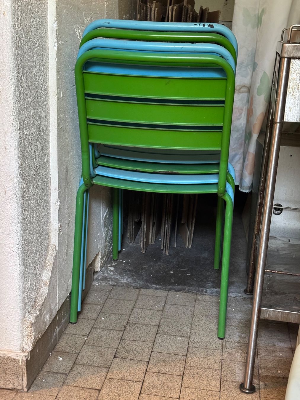 Sedie: 4x Gartenstuhl alt – Usato da Zürich venduto da Jaskoch 6