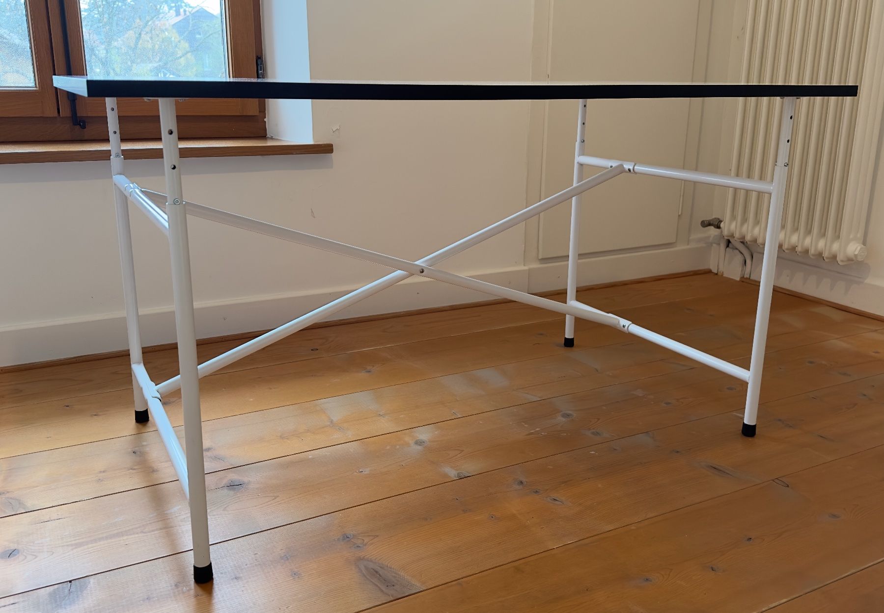 Tavoli: Kindertisch Eiermann Design, weiss, wie neu – Usato da Collex venduto da ANC02 2