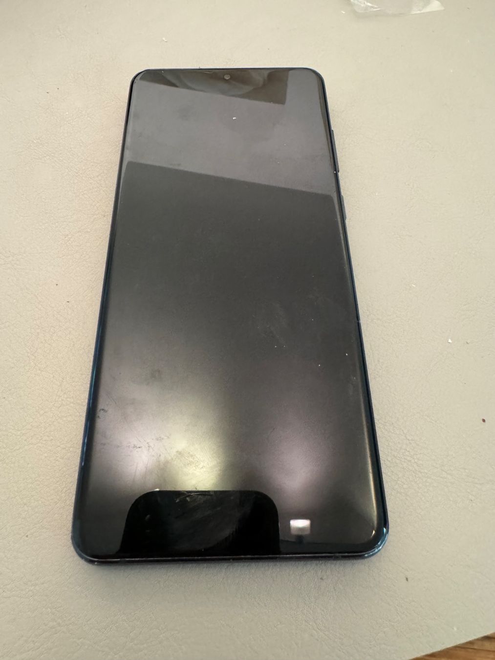 Samsung Telefoni cellulari / Smartphones: Samsung Galaxy S20 Ultra – Difettoso da Adliswil venduto da Busys