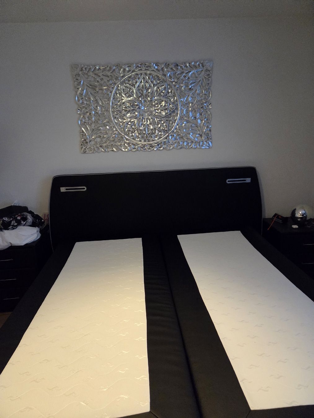 Betten: Boxspringbett 180cm x 200 cm schwarz – Gebraucht aus weesen von Aly.R96 1