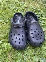 Crocs schwarz, Gr. 9-11