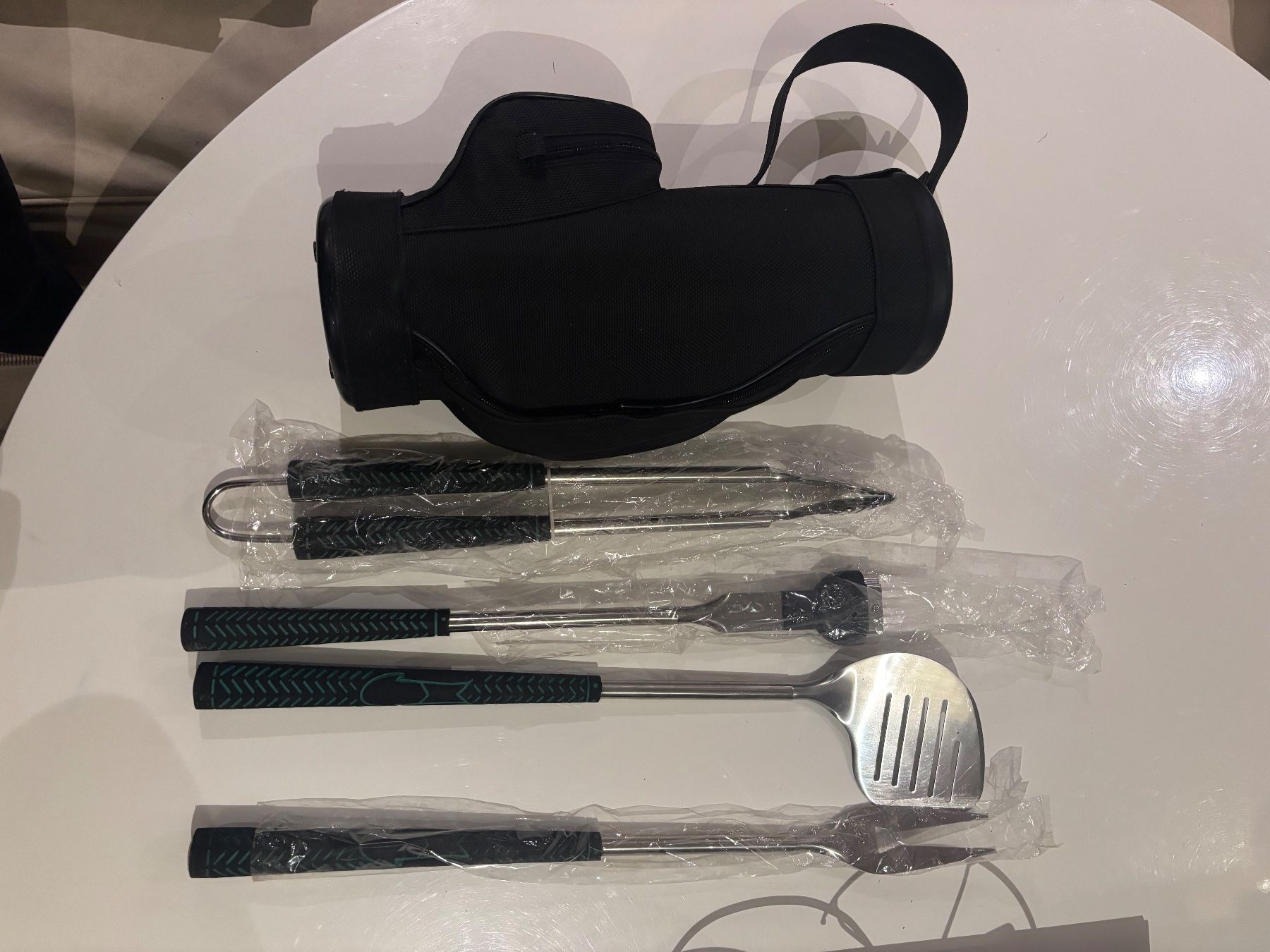 Bestecksets: Accessoires BBQ – Neu und originalverpackt aus La Croix (Lutry) von patricia150392 3