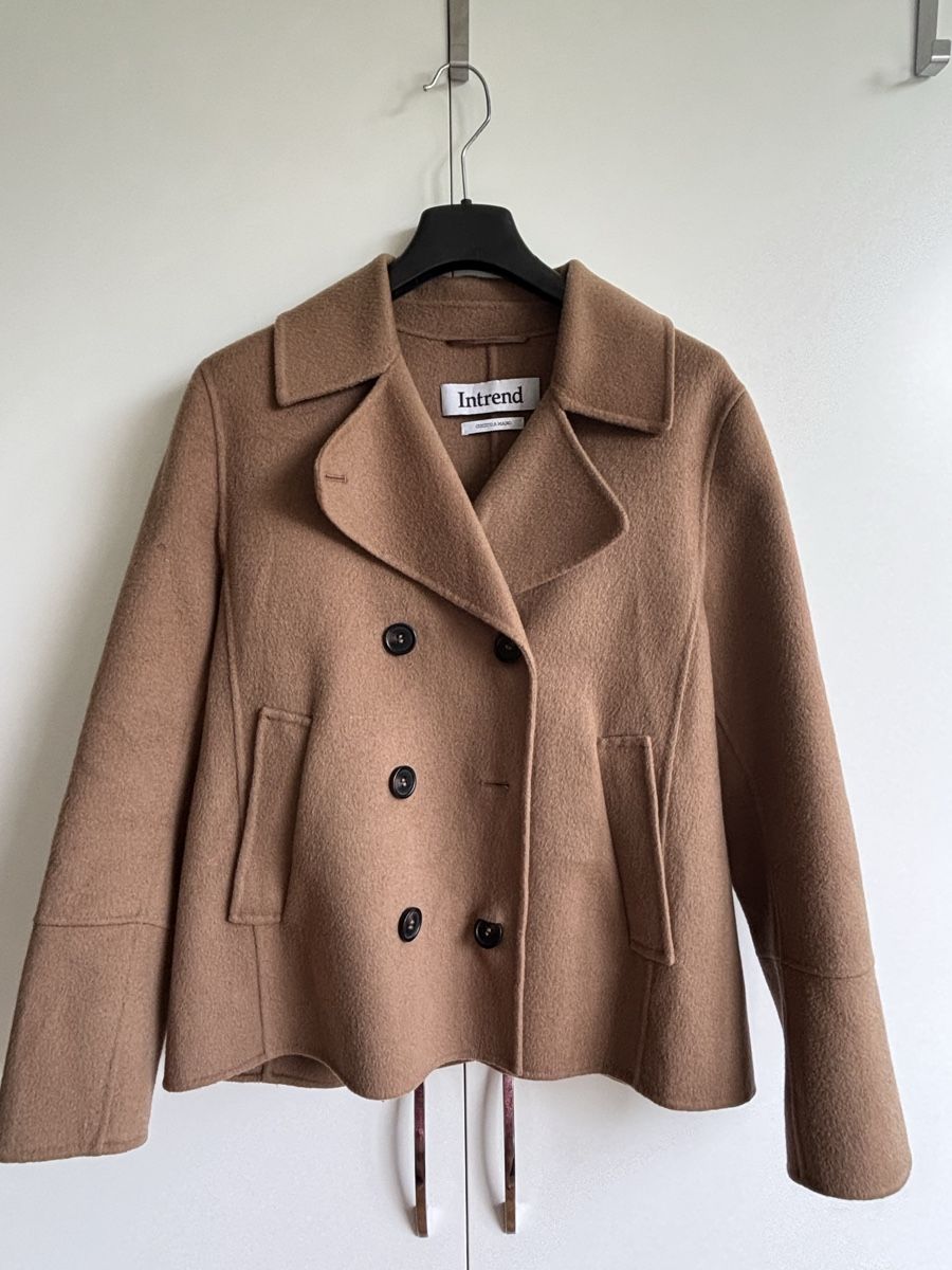 Max Mara Cappotti: Wool short coat Intrend (MaxMara) size S – Nuovo (secondo la descrizione) da Zürich venduto da lydia_l