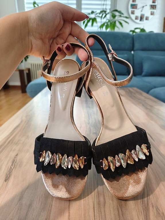 Chaussures femmes: Sandaletten – D'occasion à Kaisten par lys_zzy8 1