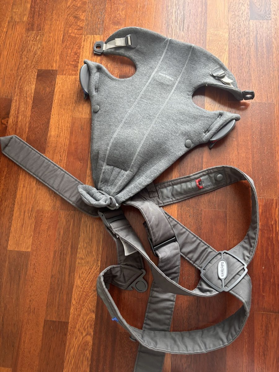 Babybjörn Marsupi portabebè: Baby Carrier – Usato da zug venduto da and_2gwq