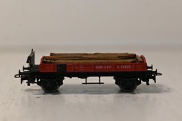 Flachwagen SBB CFF beladen mit Holz Ruco HO/AC
