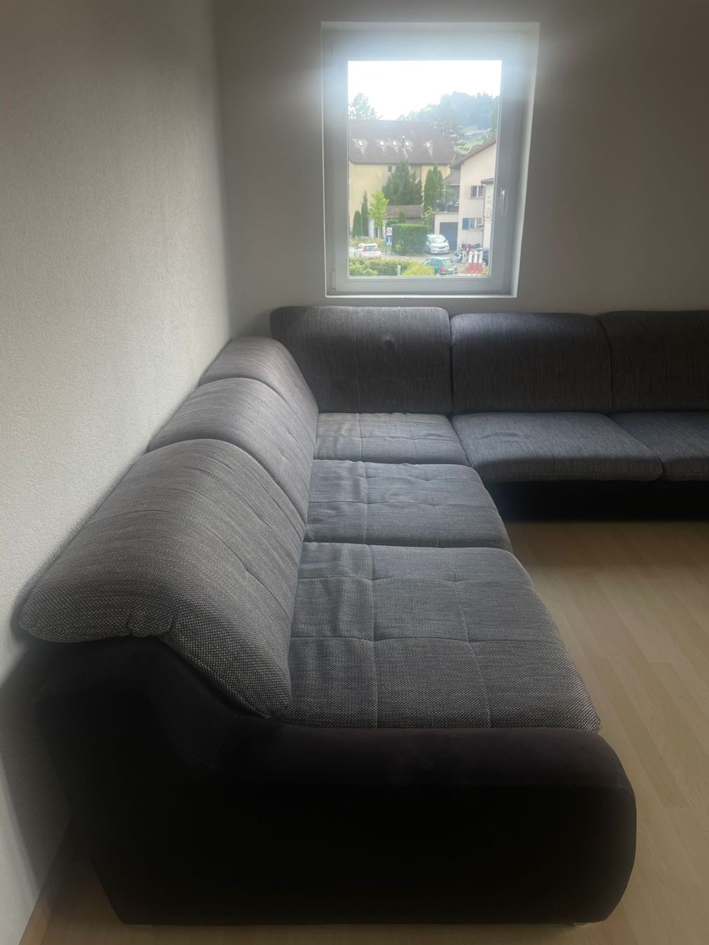 Sofas: Modernes Ecksofa mit ausziehbarer Bettfunktion – Gebraucht aus Burgdorf von Nadocin 2
