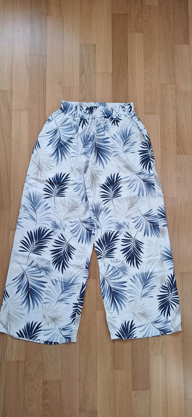 Pantaloni: pantalon d'été – Nuovo (secondo la descrizione) da Lussery-Villars venduto da pousinete02