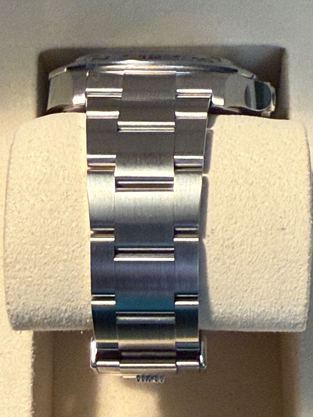 Rolex Orologi: Rolex Explorer II white dial - Ref 226570 - from 04/25 – Usato da Zürich venduto da Bguggi 2