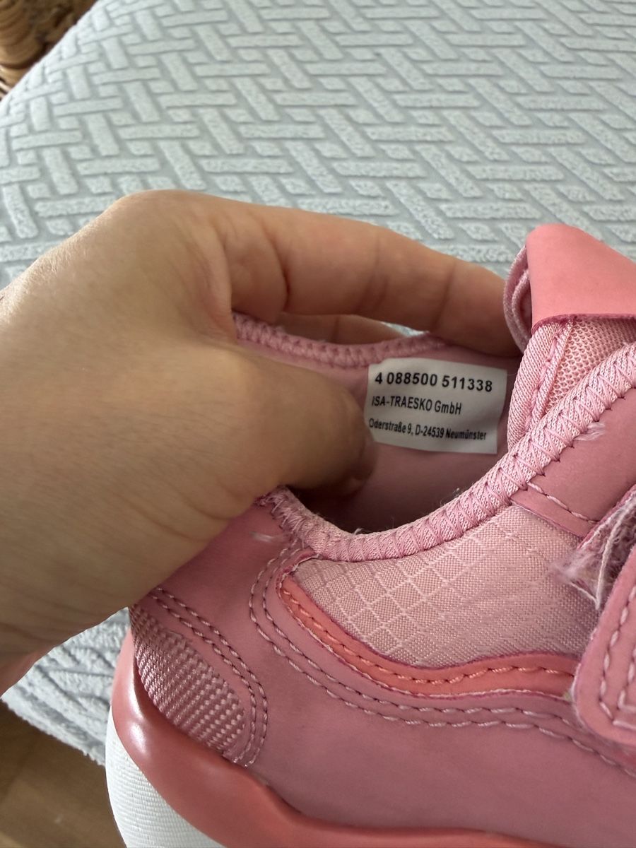 Scarpe per ragazze: Turnschuhe Hallenschuhe Grösse 34 – Usato da Ostermundigen venduto da des_t9vv 5