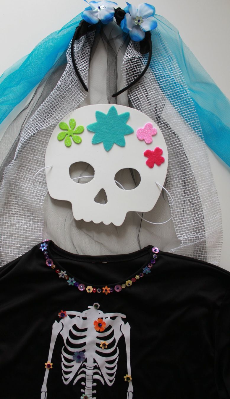 Kostüme: Costume squelette / Skelett t. 10 - 12 ans – Gebraucht aus Peseux von CoolShoping 4