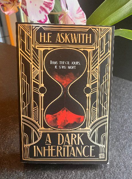 Libri: A Dark Inheritance (broché) – Usato da Cousset venduto da xgi_c7z6 1