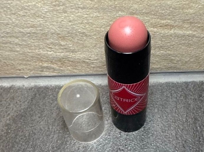 Catrice Make-up: CATRICE BLUSH STICK CANDY CANE – Nuovo e nell'imballaggio originale da Otelfingen venduto da Gasolino
