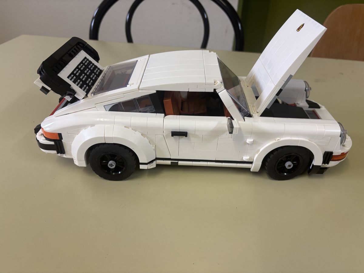 Lego Kit di costruzioni: LEGO Porsche 911  – Usato da Morges venduto da Brunocunha05 3