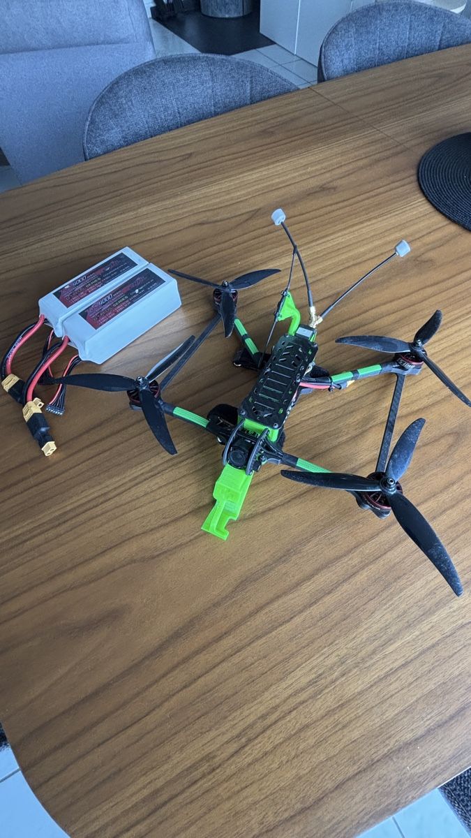 DJI Modellismo RC: FPV Longrange Drohne 7“ (FPV Frame) – Usato da Mümliswil venduto da NICCIN