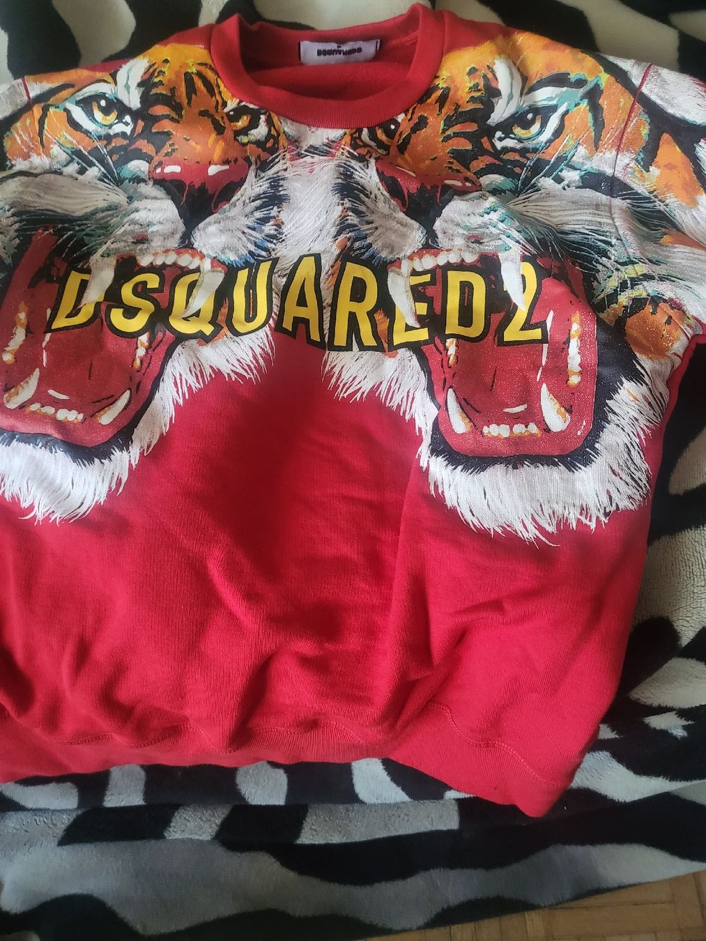Dsquared2 Maglioni & Felpe: ORIGINALER DSQUARED2 PULLOVER – Nuovo (secondo la descrizione) da Zürich venduto da jas_m9x5 4