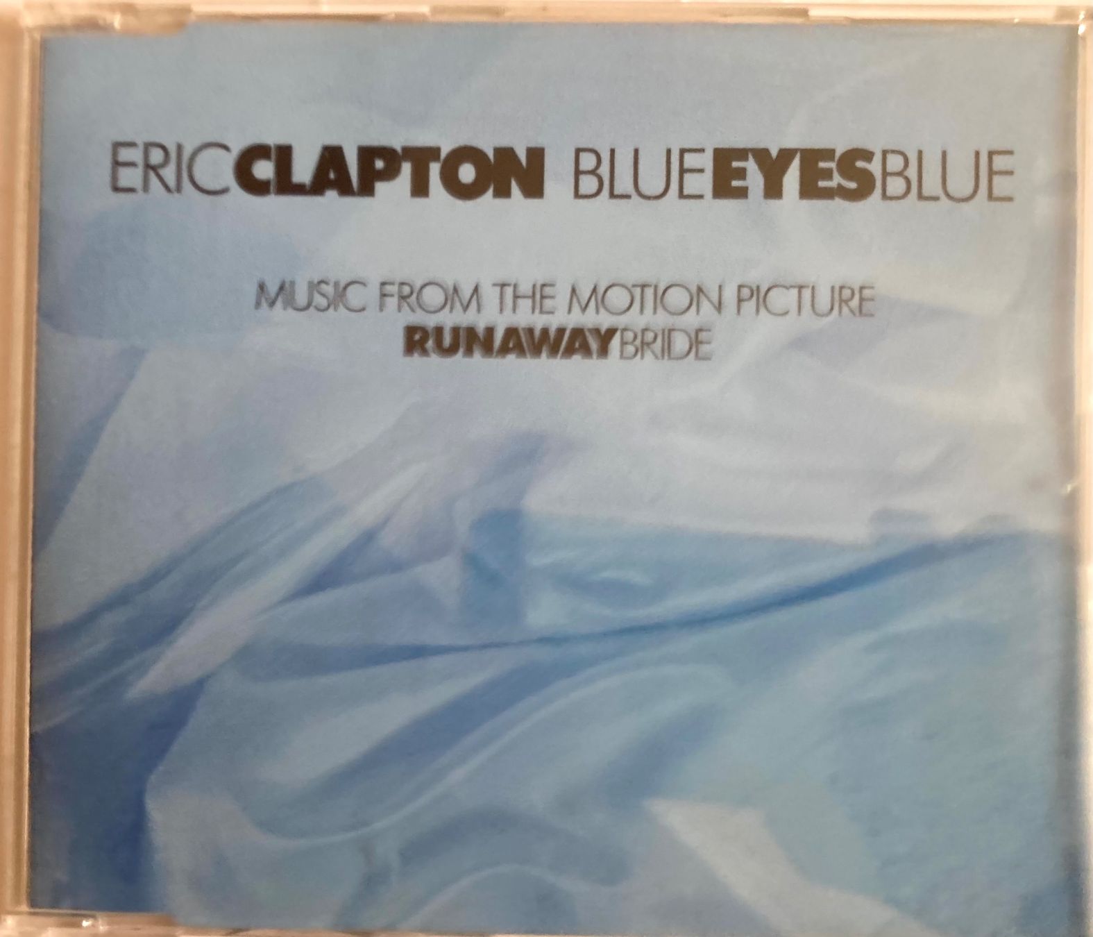 CD: ERIC CLAPTON - BLUE EYES BLUE – Usato da Poliez-Pittet venduto da Newtown-Records