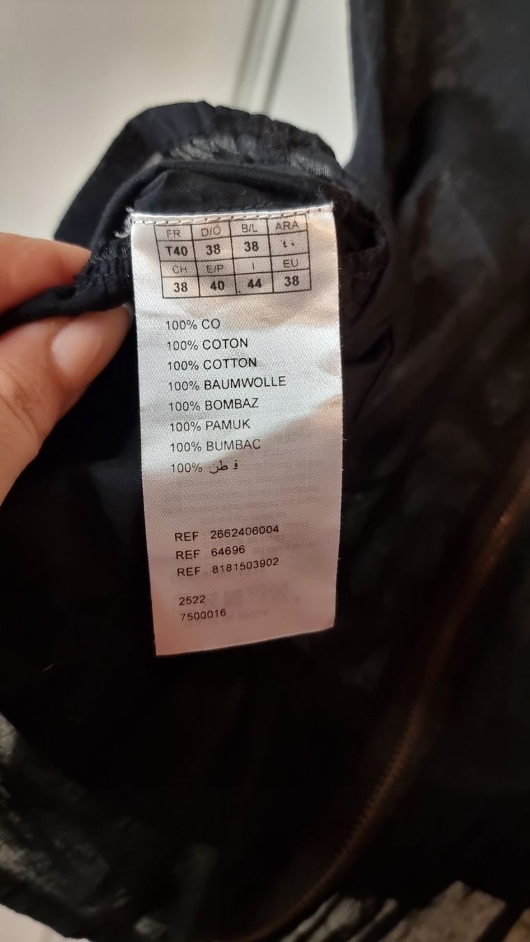 Blusen: Schwarze Bluse  Gr. 38/40 Pailletten – Gebraucht aus Wald ZH von Martin79 4