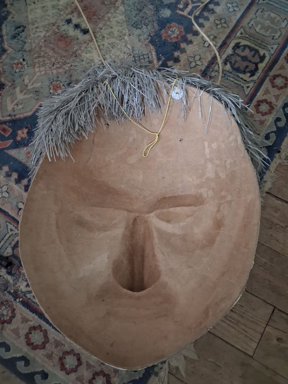 Masken: Grand masque carnaval – Gebraucht aus La Chaux-de-Fonds von inf_g6tk 3