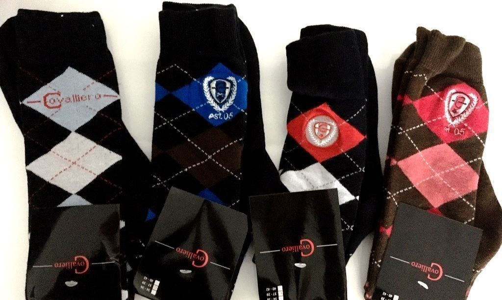 Socken: Reit-Socken in 9 verschiedenen Farben – Neu und originalverpackt aus St. Gallen von schnaeppchen-preise