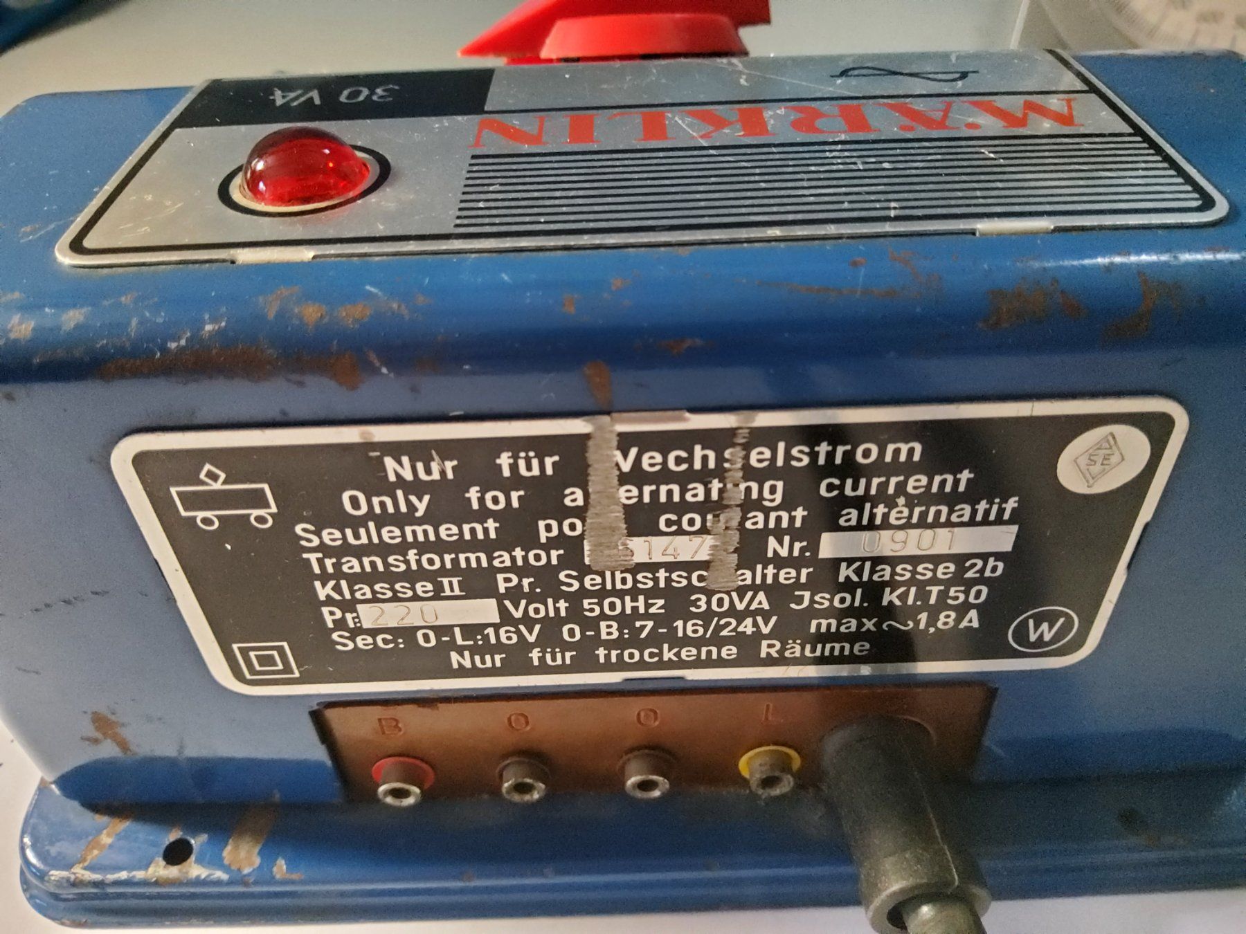 Märklin Akkus, Ladegeräte & Netzgeräte: Märklin Transformator 30VA – Gebraucht aus Grüningen von VENOM59 1