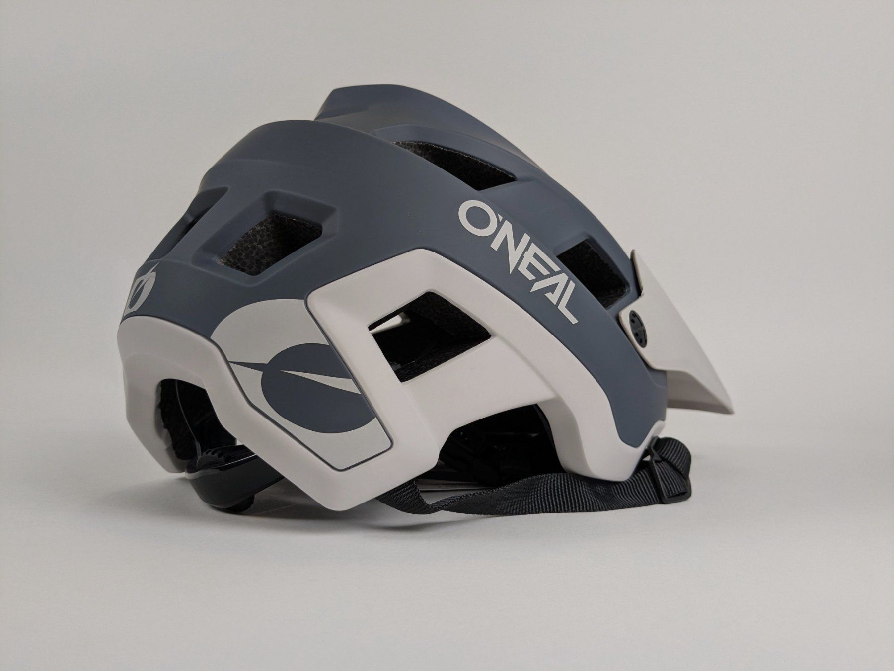 Helme: O`NEAL Deffender Helmet Solid Velohelm Gr. L/XL – Neu (gemäss Beschreibung) aus Dintikon von Restwert_Dintikon 2