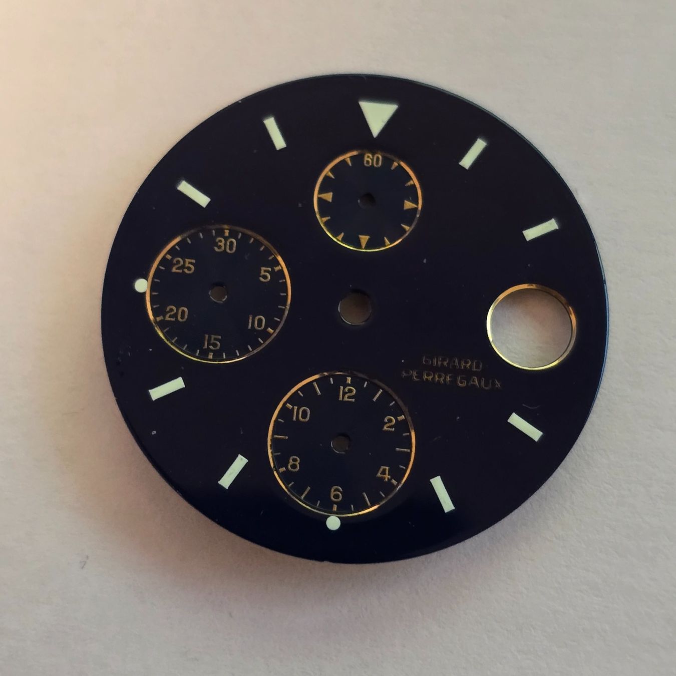 Girard-Perregaux Orologi: Cadran Girard-Perregaux bleu – Usato da Tramelan venduto da Nirdan
