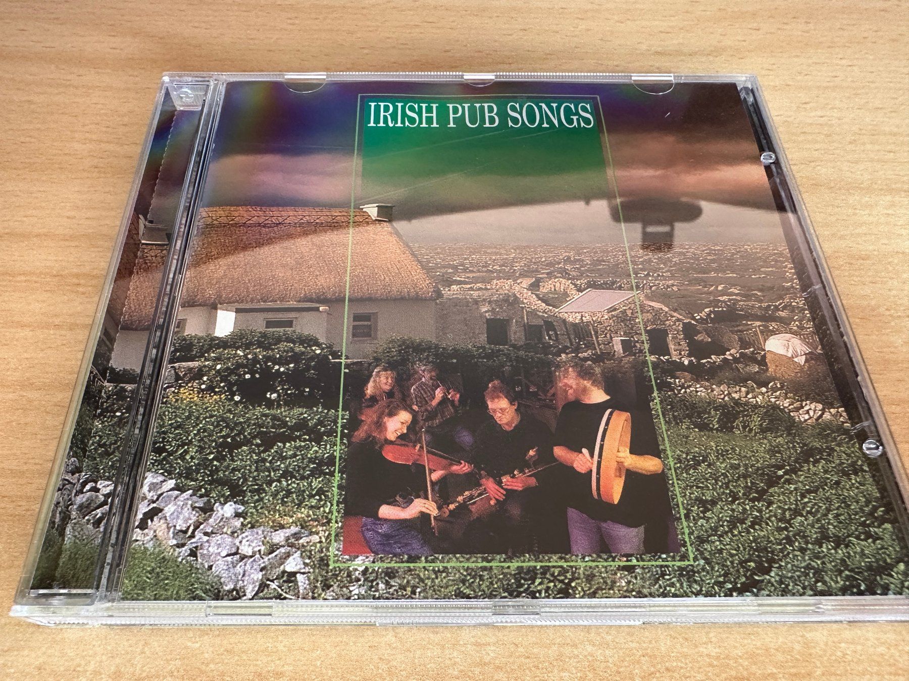 CD: T8 Various – Irish Pub Songs – Usato da Rikon im Tösstal venduto da Alpenmutz