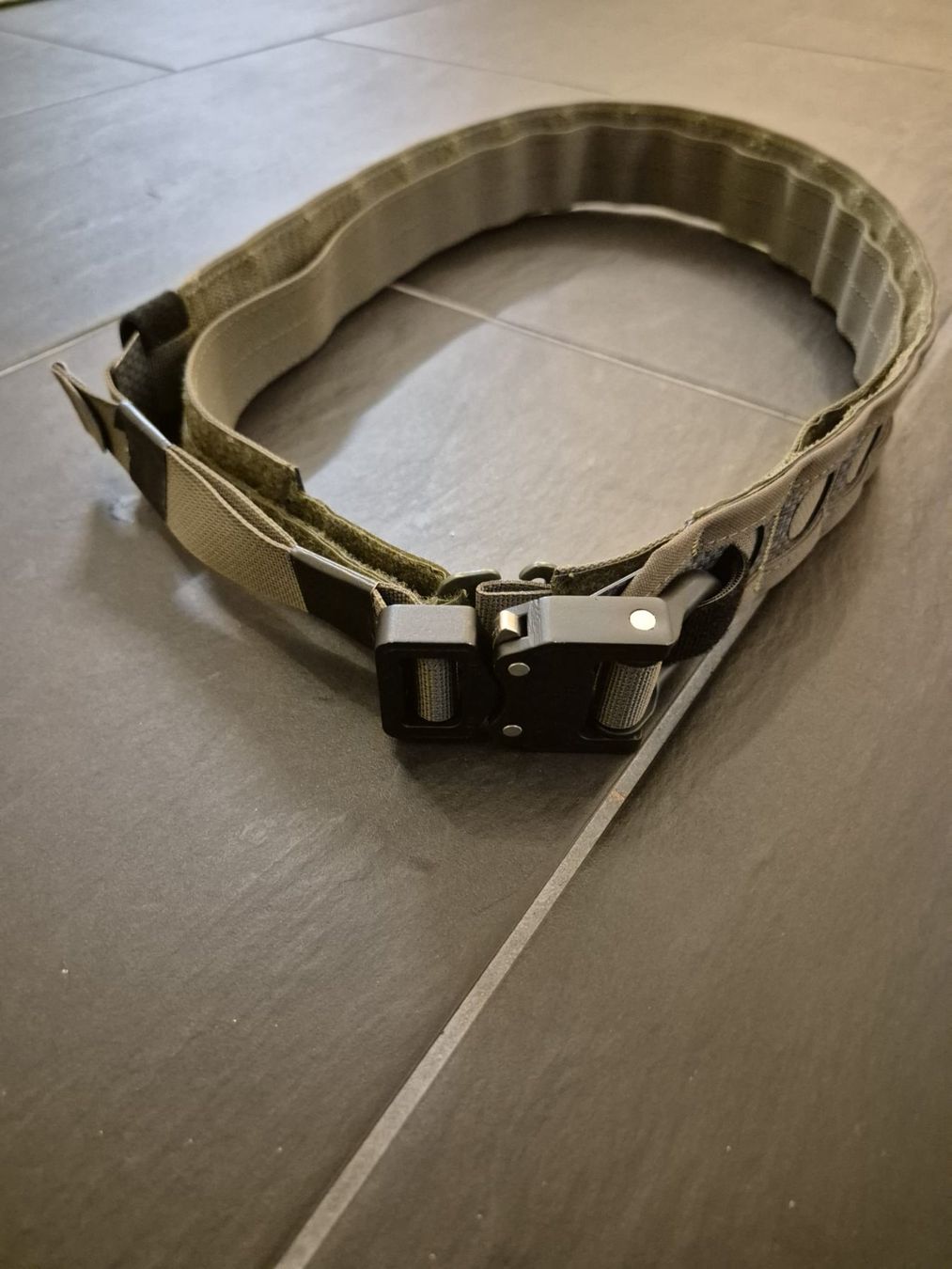 Uniformi: Taktischer Militär Gürtel Oliv – Nuovo (secondo la descrizione) da Benken ZH venduto da max_9z29 3