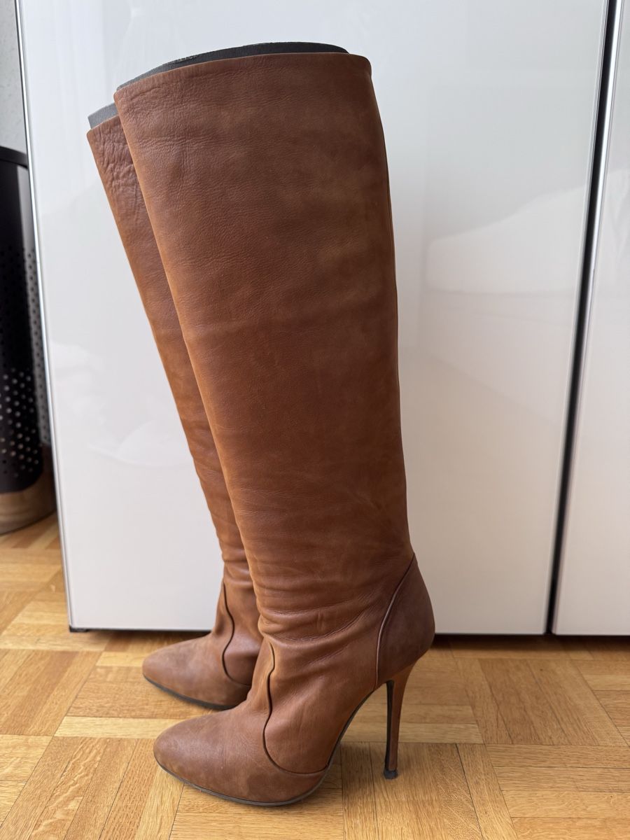 Zanotti Damenschuhe: Braune Giuseppe Zanotti Stiefel – Gebraucht aus Kilchberg ZH von bet_6frf 1