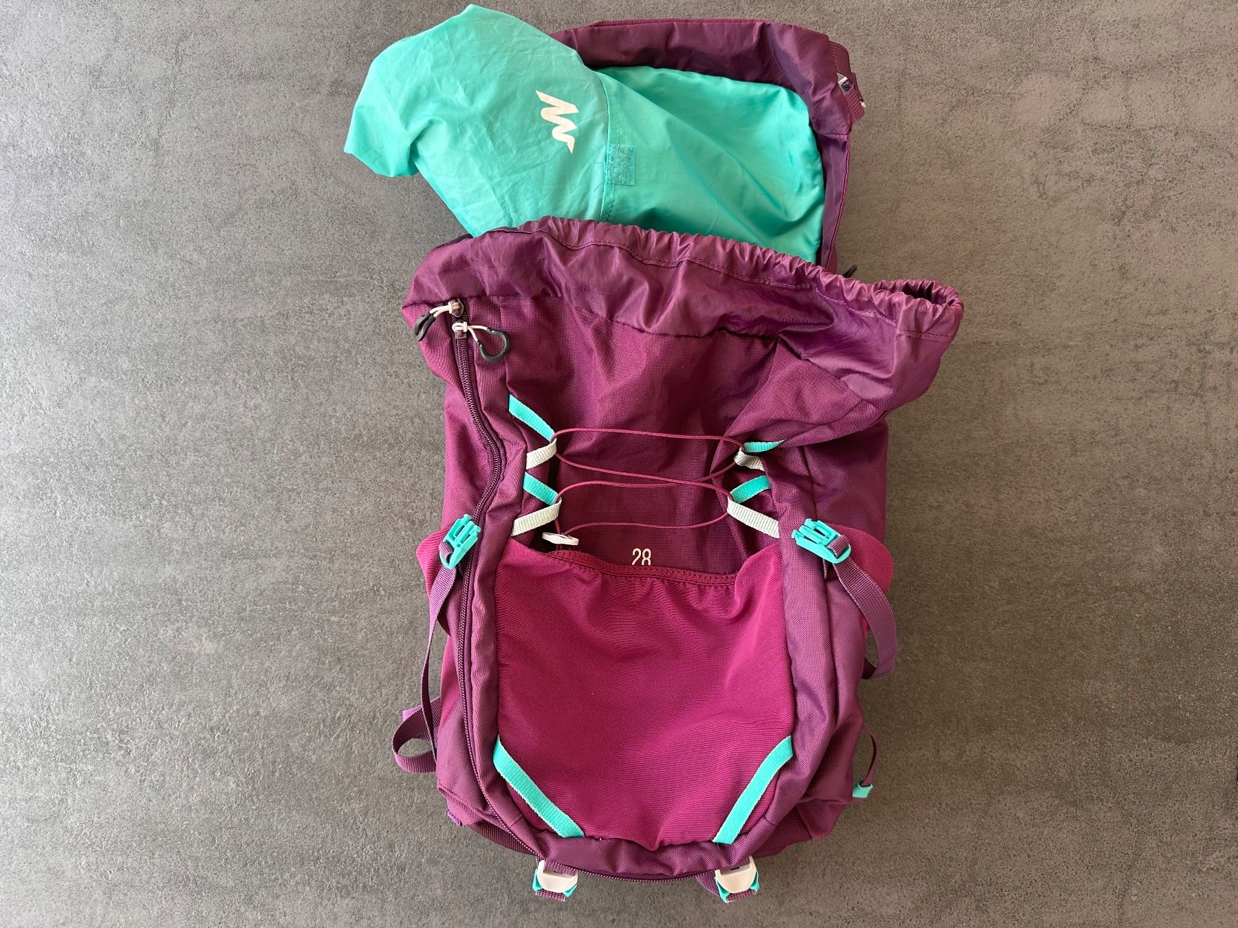 Decathlon Borse & Zaini: QUECHUA Wanderrucksack – Usato da Arboldswil venduto da schlulu 1