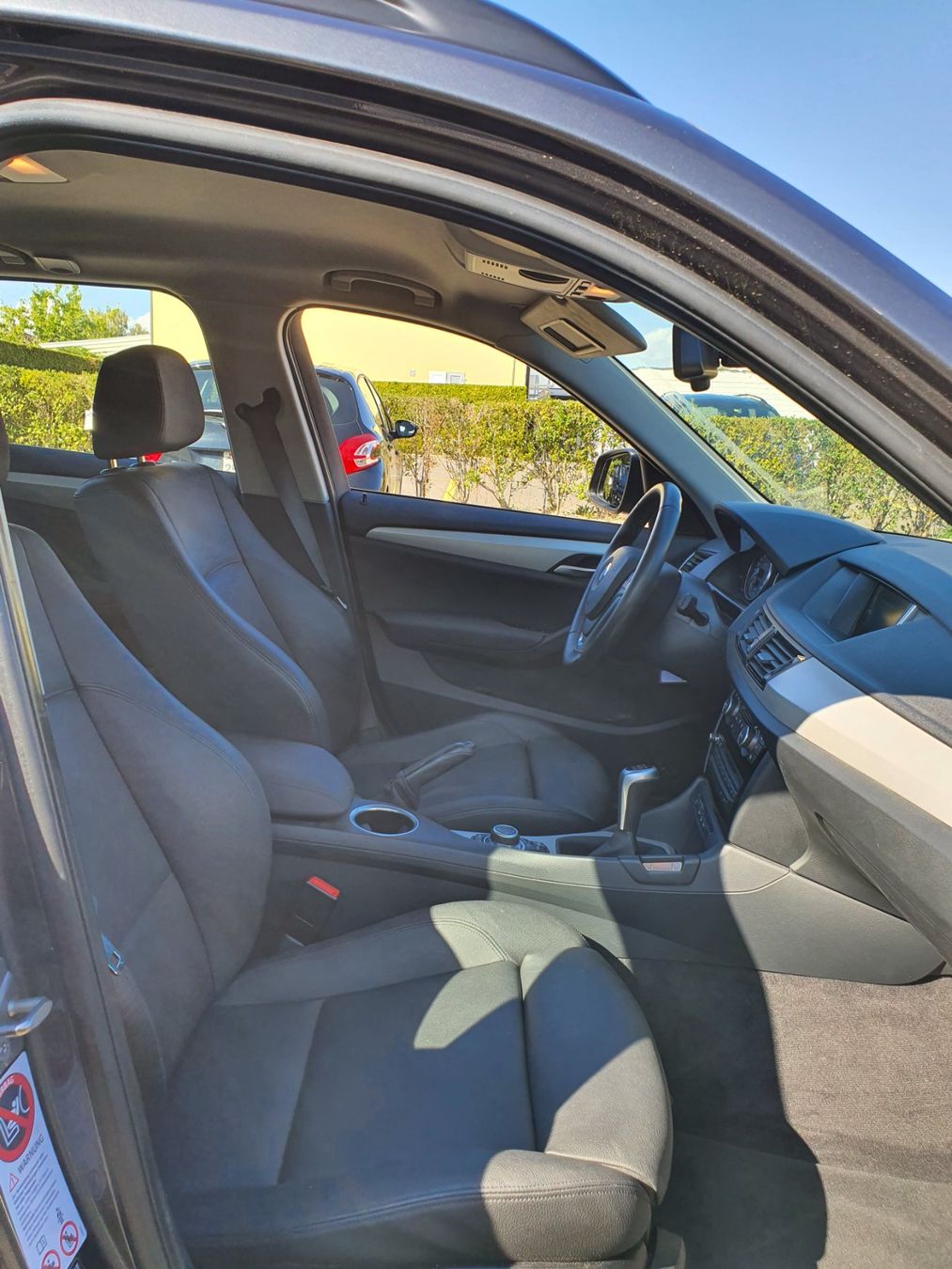 BMW Autos: Bmw X1 2.0i dès 1.- – Gebraucht aus Froideville von tra_n6rb 7