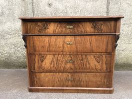 Kommode Nussbaum massiv antik Schubladenkommode Holz