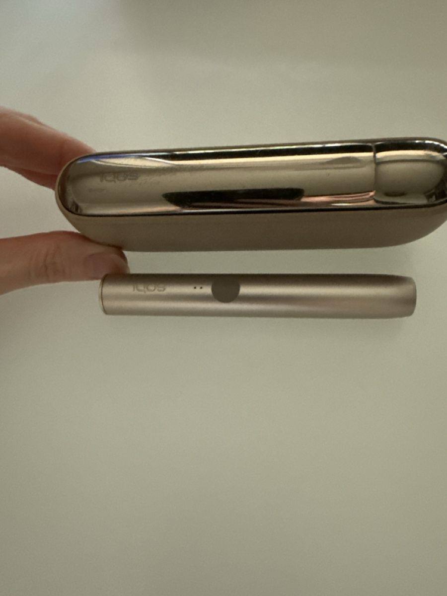 Iqos Altri Prodotti per fumatori: IQOS ILUMA (pebble beige) – Usato da Zürich venduto da Bianca111_ 1