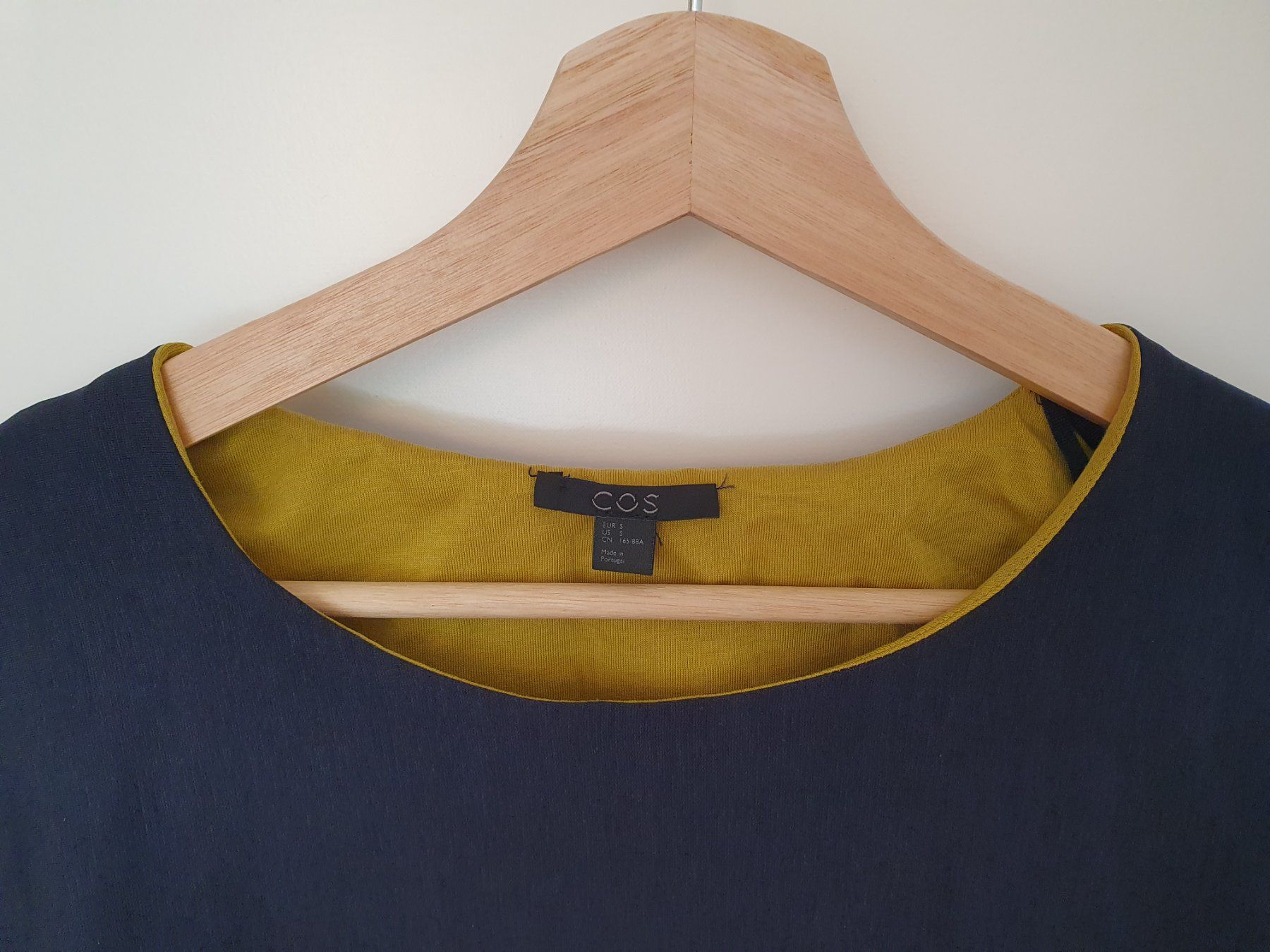 Cos Vestiti: Abito COS blu navy, taglia S – Usato da Langnau am Albis venduto da dav_n72f 1