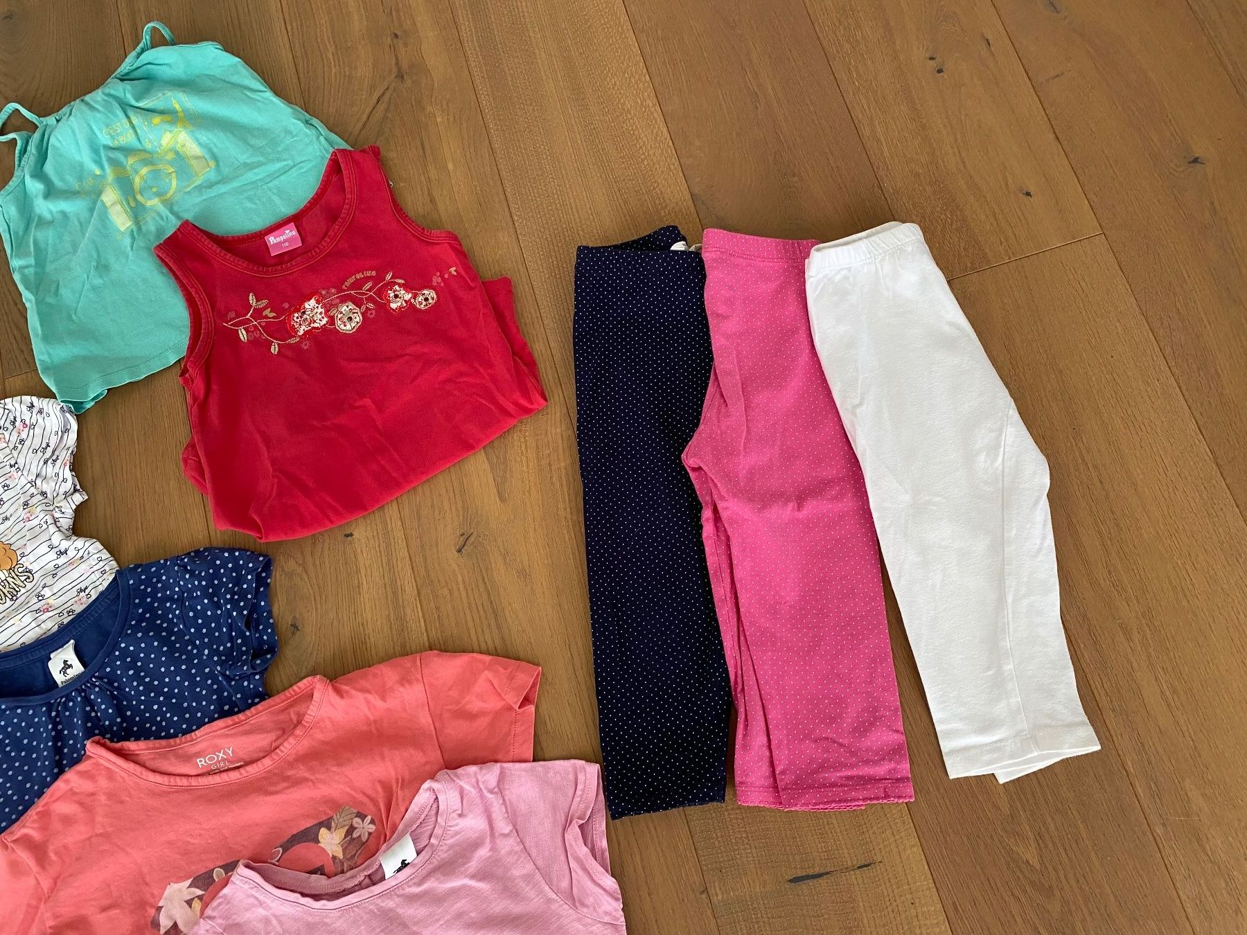 Lotti & Set di vestiti: Schönes Sommer-Kleiderpaket Gr. 116 – Usato da Basadingen venduto da Susanita0 3