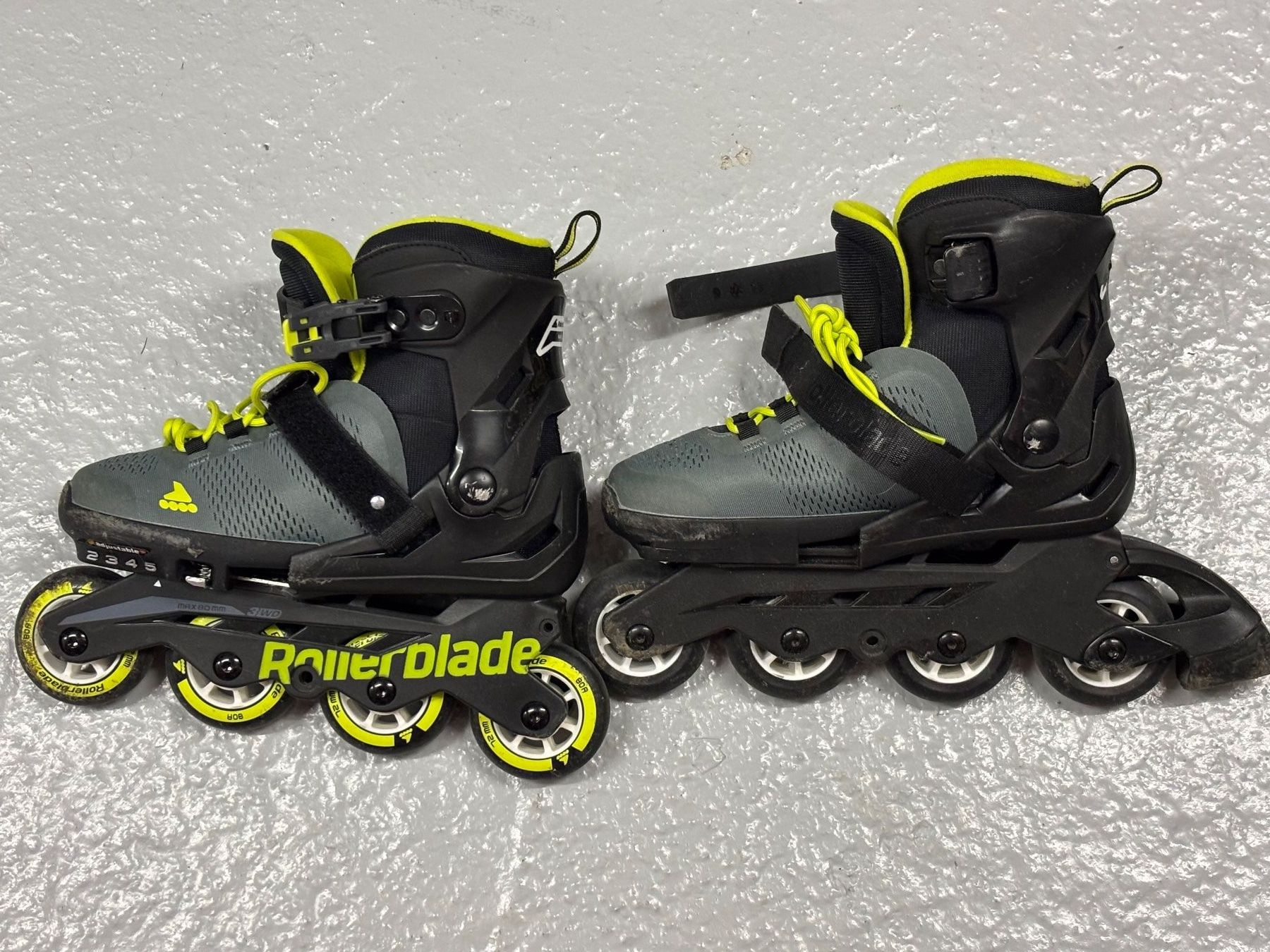 Patins à roul. & inline: Rollerblade MAXX Inline Skates EU 33-36.5 gebraucht – D'occasion à Erlinsbach par plastido 1