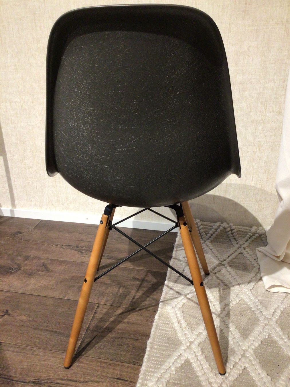 Vitra Sedie: Vitra Fiberglas Side Chair – Usato da arth venduto da Tasalo 1