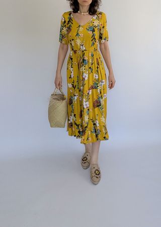 Sommerliches Midikleid mit Blumenmuster, Gr. S, Gelb💐
