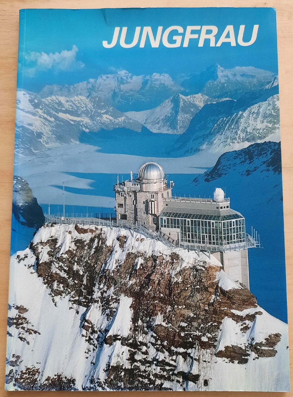 Dokumente: Jungfrau / Glanzbrochure – Gebraucht aus Zürich von secrets02
