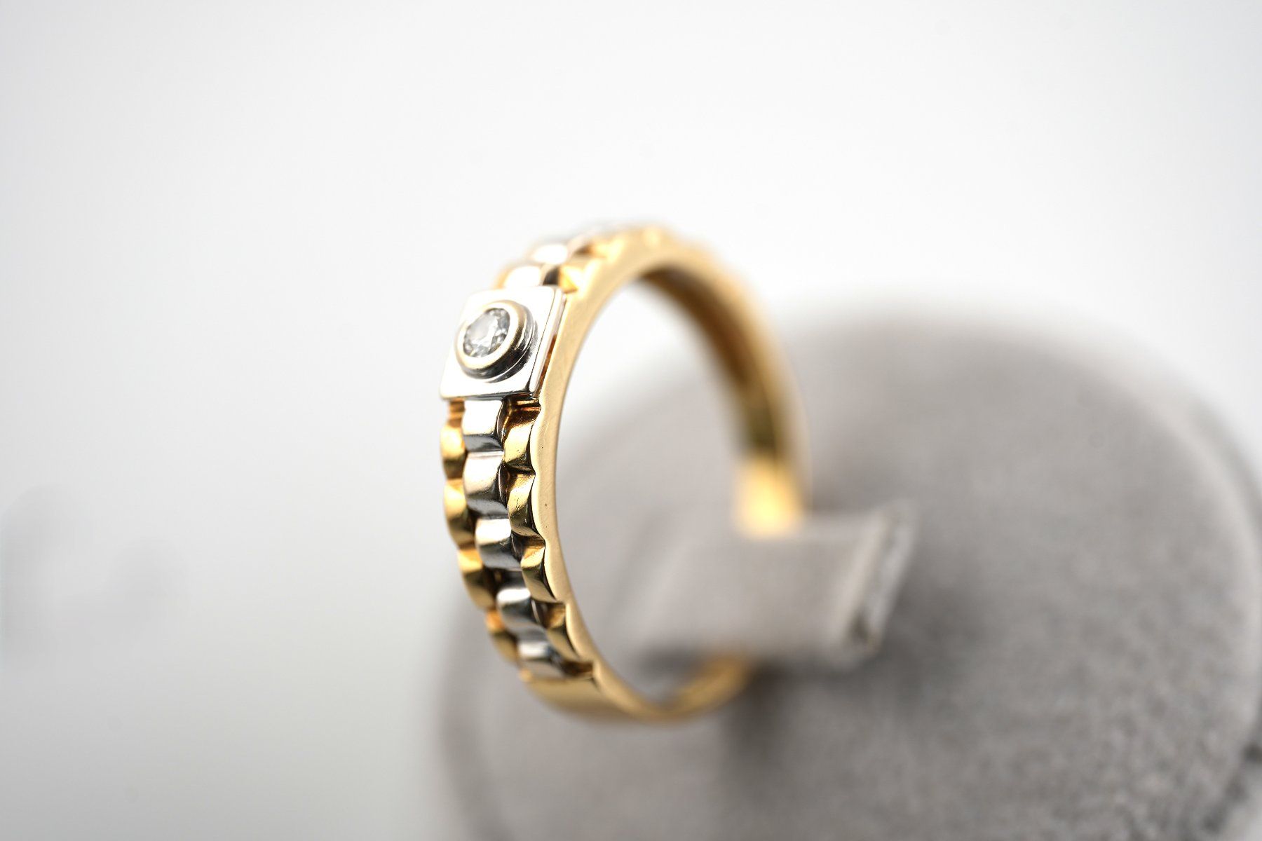 Ringe: Goldring mit Diamant – Gebraucht aus Basel von Edelmetallhaus24 2
