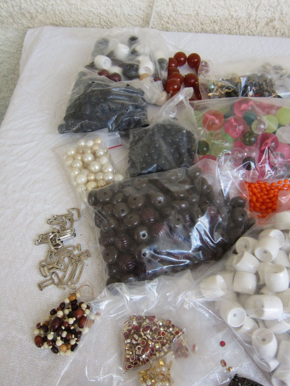 Altri gioielli: Modeschmuck zum basteln – Difettoso da Regensdorf venduto da Eri8057 1