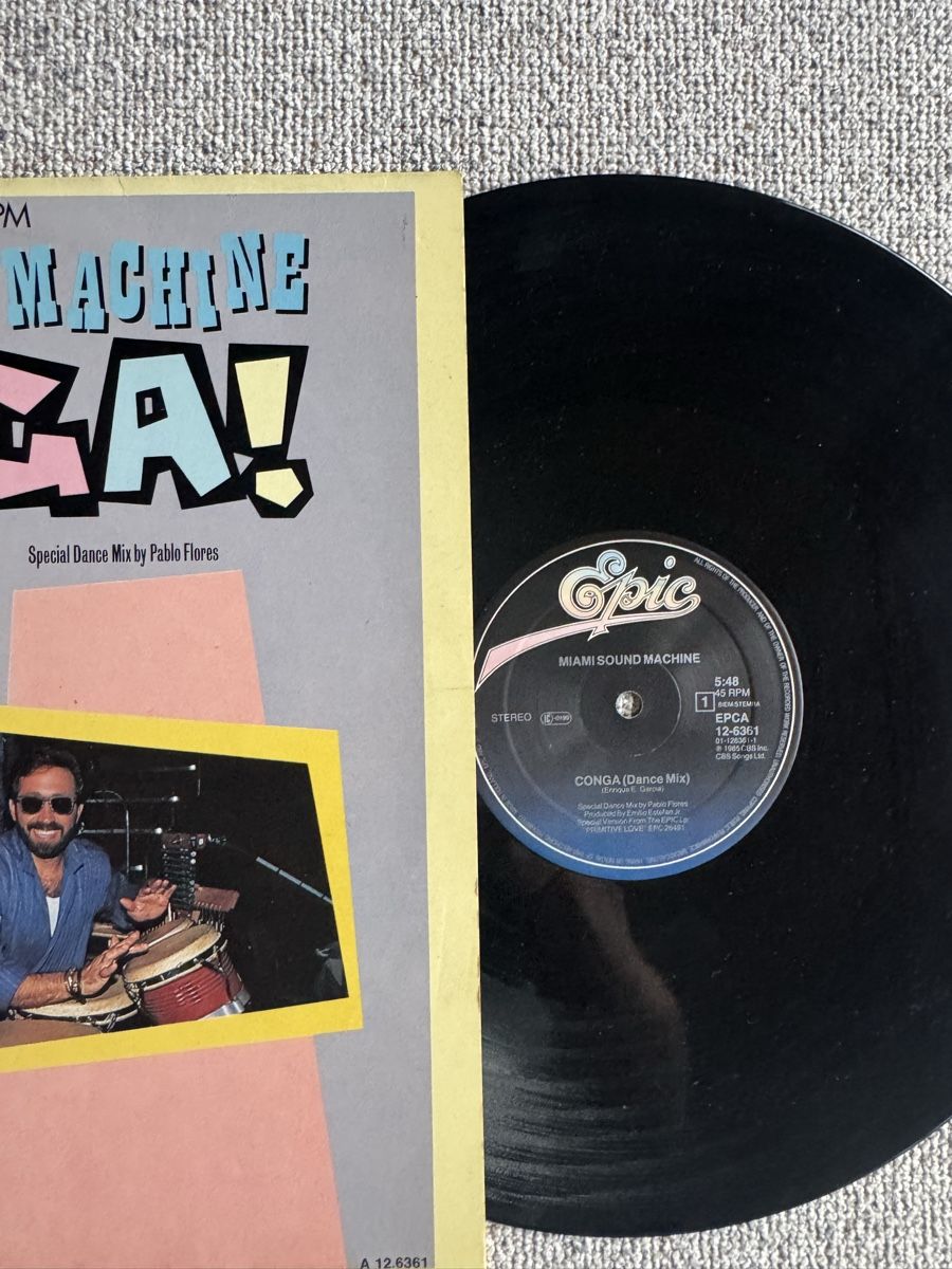 Dischi in vinile: Miami Sound Machine - Conga - 12" Maxi - 1985 – Usato da Rorbas venduto da BlackstarRecords 2