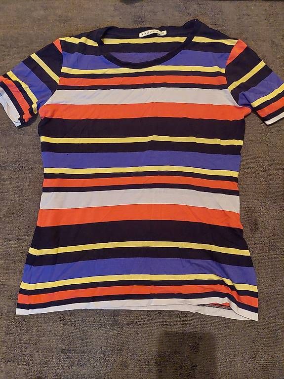 T-shirt: Armedangels TShirt XS  – Usato da Zofingen venduto da Lottischilet