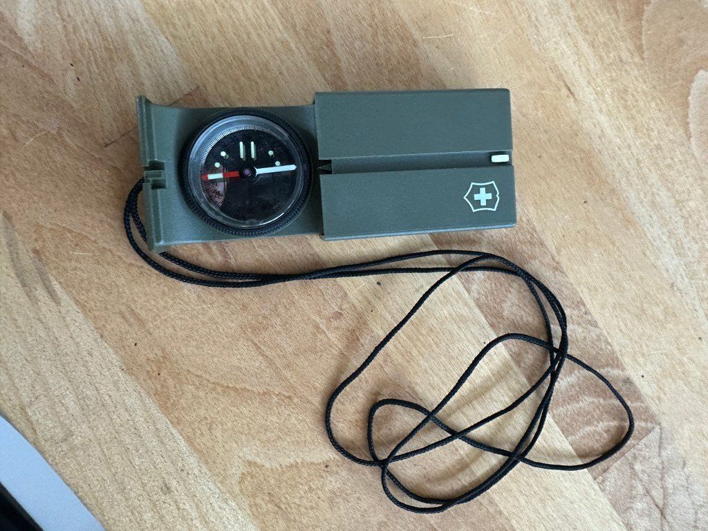 Recta GPS & Appareils de mesure: Recta DP2 Kompass mit Schnur – D'occasion à Brunnen par 23068