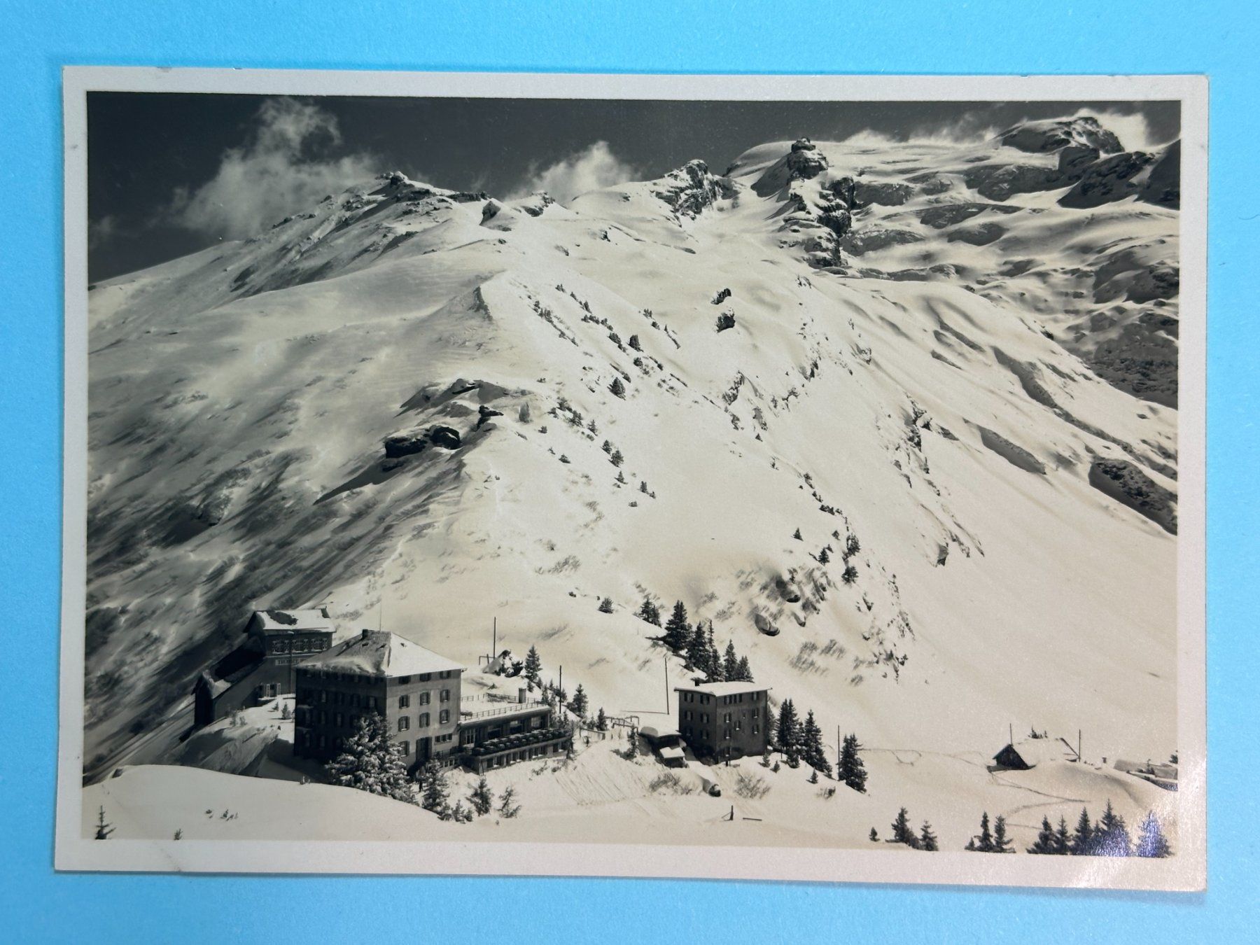 Cartes postales: Hotel Trübsee mit Titlis – D'occasion à Steg VS par danwer74